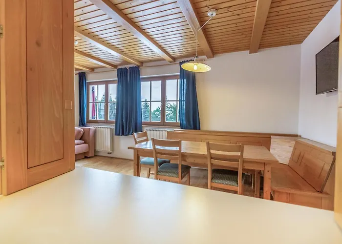 2 Bedroom Awesome In Pohorje شقة *